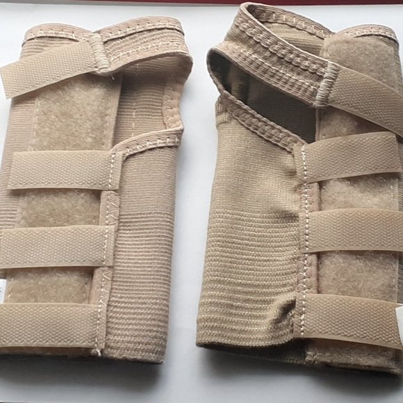 dj Orthopedics Carpal Tunnel Wrist Support Brace L small R medium - Picture 4 of 4